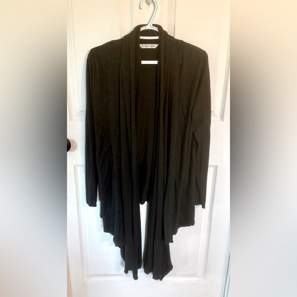 🖤🩶Bianca Nygard Sweater (Can be worn several different ways)🩶🖤